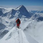 Vì sao những ngọn núi cao nhất thế giới gần xích đạo?