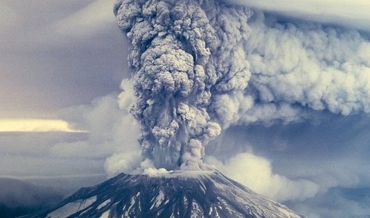 Vì sao núi lửa lại hoạt động được?