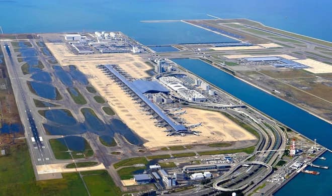 Vì sao xây dựng sân bay trên biển?